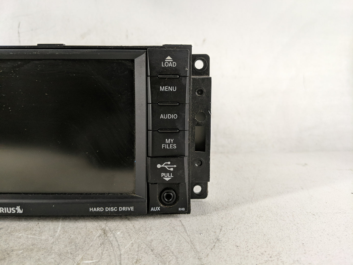 2011 Chrysler Town & Country Radio AM FM Cd Player Receiver Replacement Fits OEM Used Auto Parts - Oemusedautoparts1.com