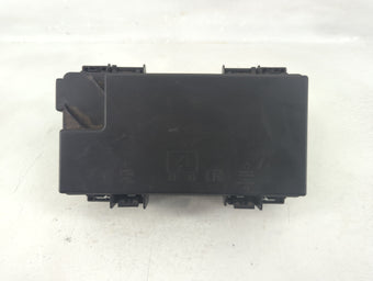 compare product 2011-2011 Chrysler Town & Country Fusebox Fuse Box Relay Module Tipm