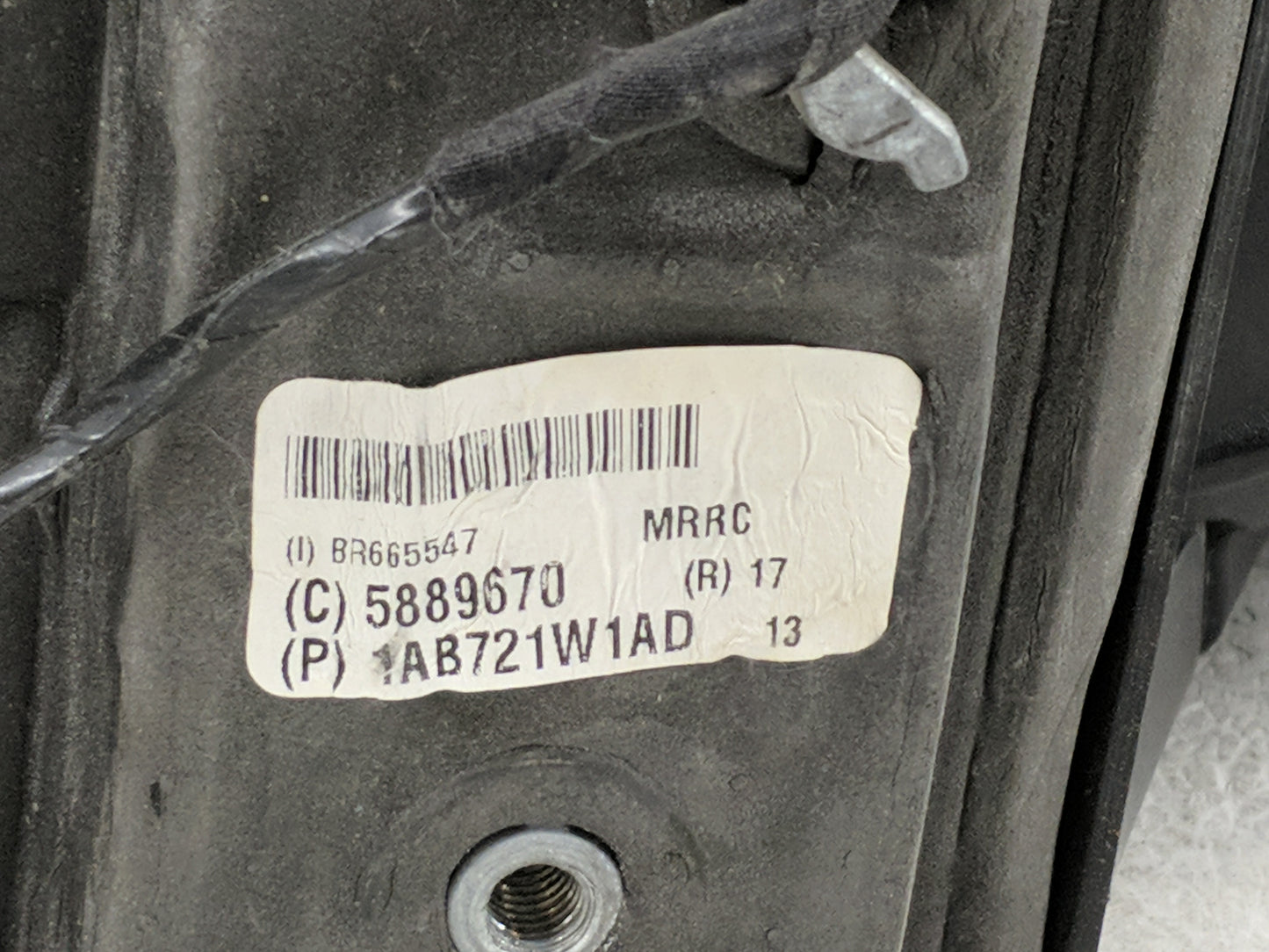 2011-2016 Chrysler Town & Country Side Mirror Replacement Passenger Right View Door Mirror P/N:1AB721XRAE Fits OEM Used Auto