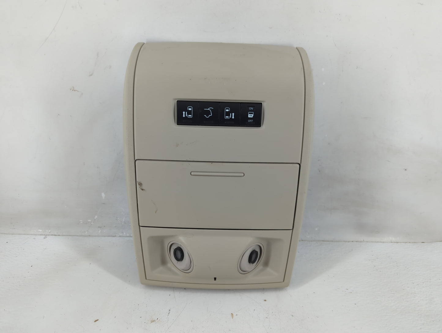 2011 Chrysler Town & Country Overhead Roof Console - Oemusedautoparts1.com