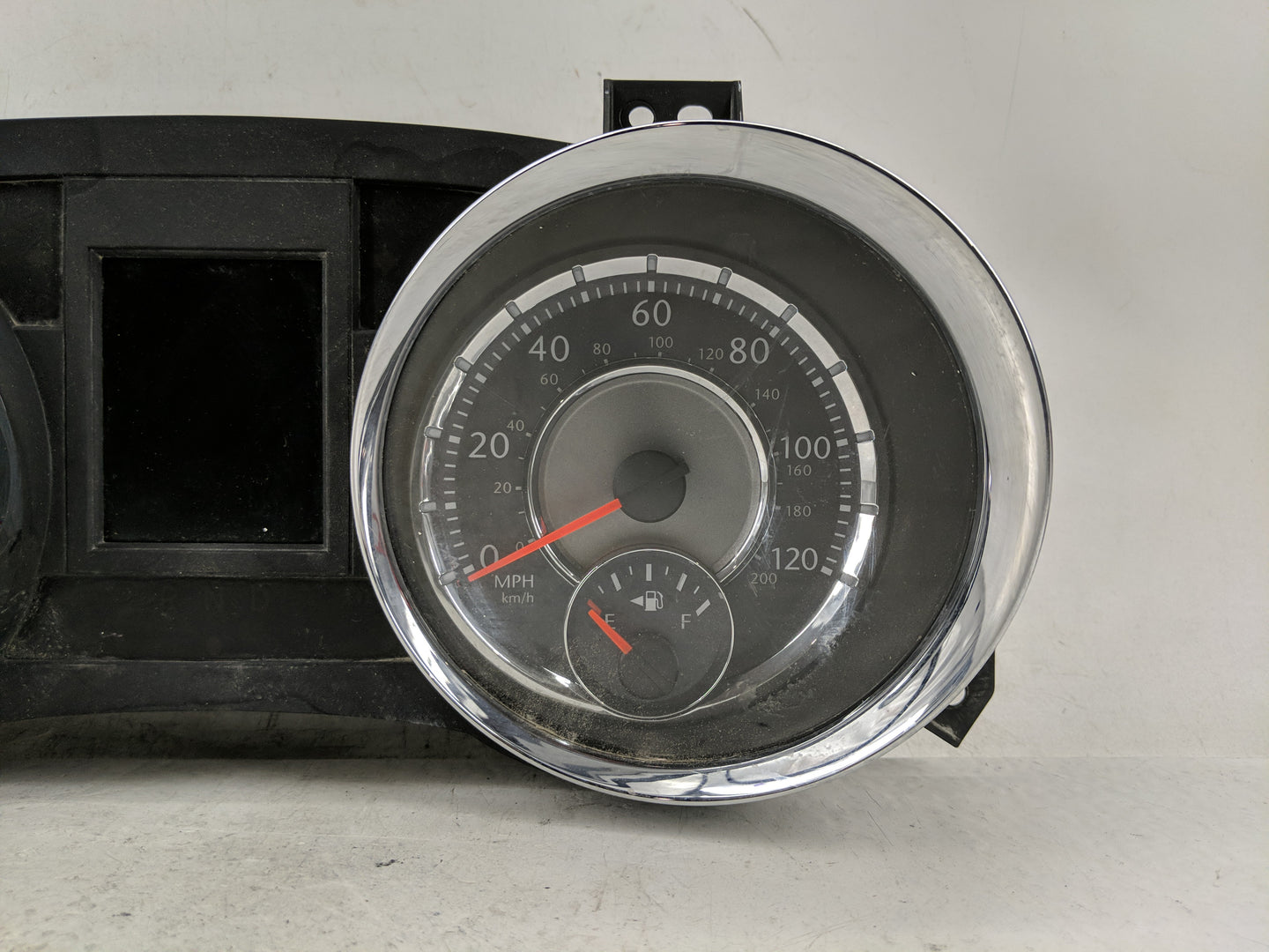 2011 Chrysler Town & Country Instrument Cluster Speedometer Gauges P/N:P68055682AE Fits OEM Used Auto Parts - Oemusedautopar