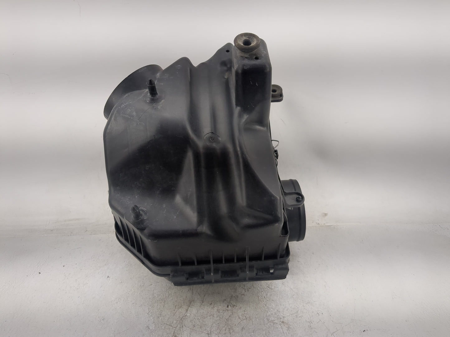 2011-2016 Chrysler Town & Country Air Cleaner Intake-duct Hose Tube - Oemusedautoparts1.com