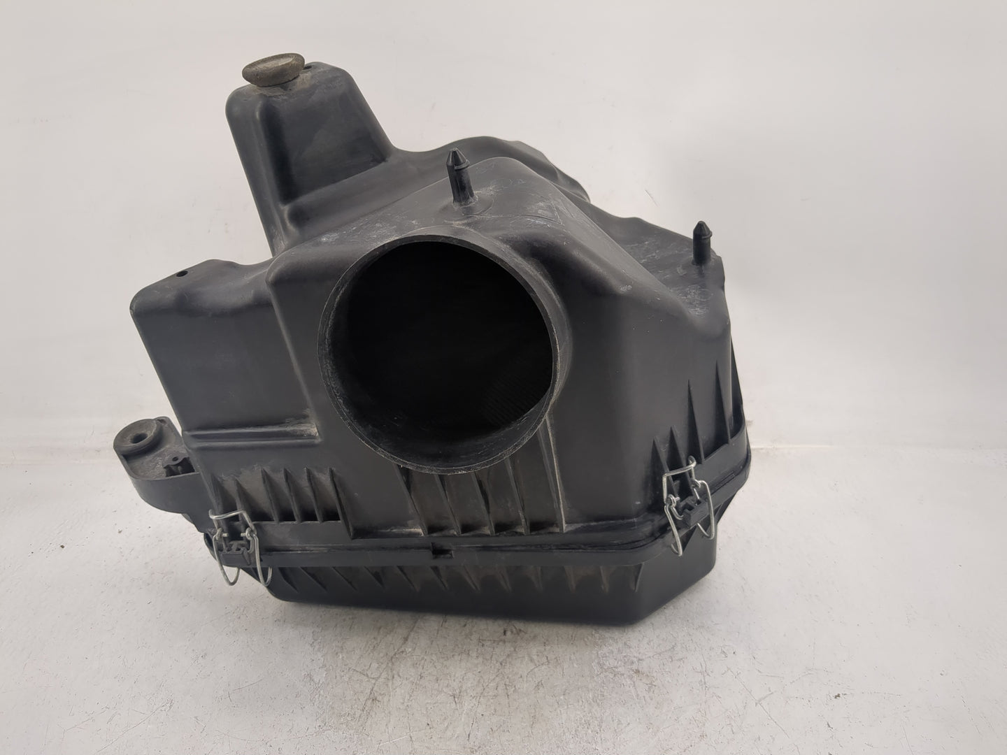 2011-2016 Chrysler Town & Country Air Cleaner Intake-duct Hose Tube - Oemusedautoparts1.com