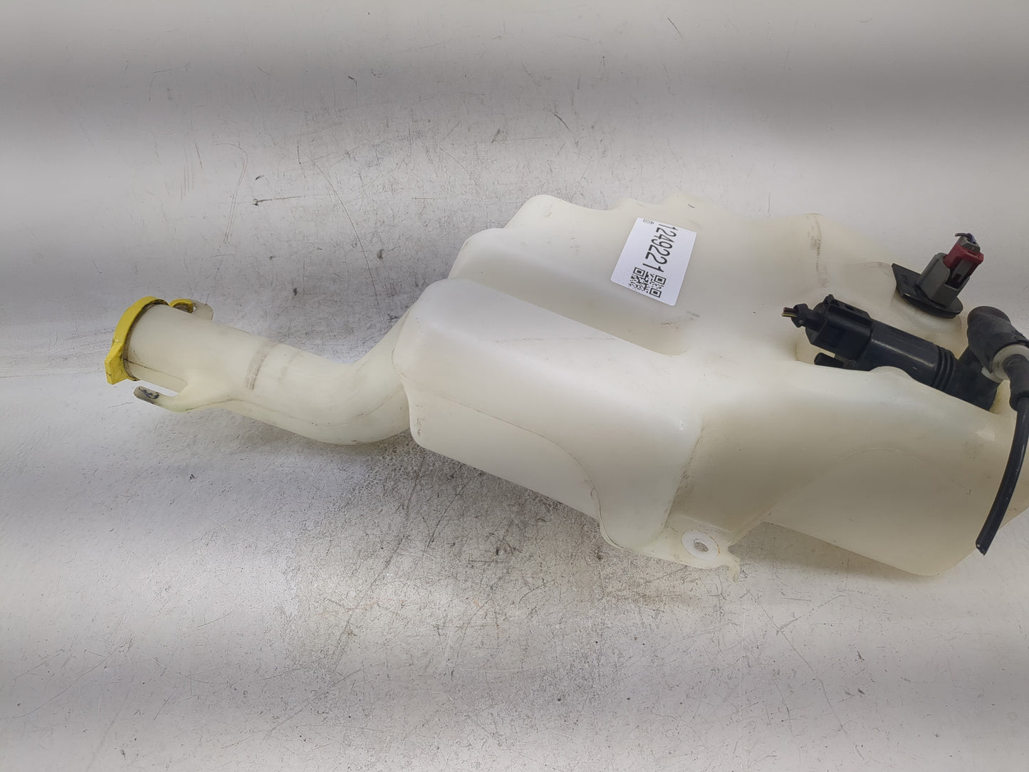 2011 Town & Country Windshield Washer Fluid Reservoir Bottle Oem - Oemusedautoparts1.com
