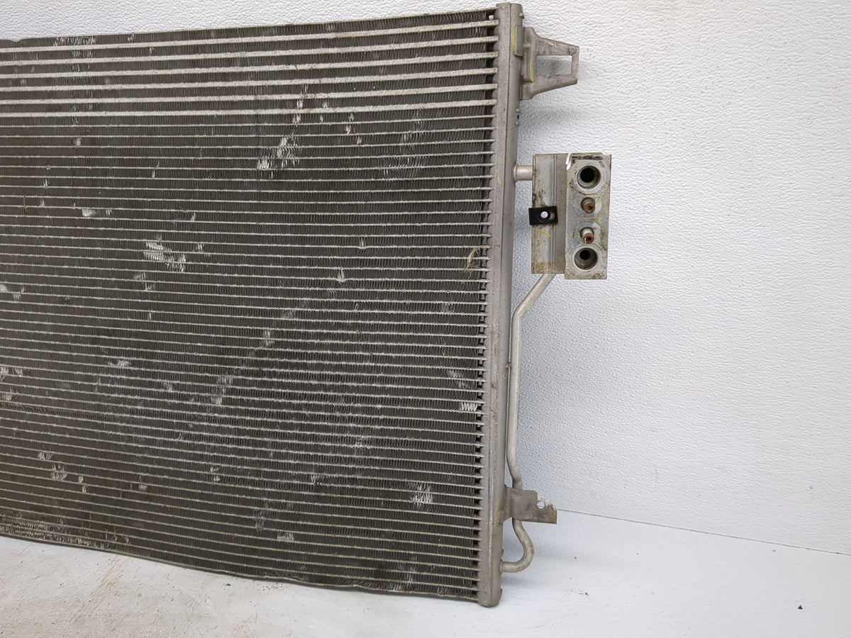 2008-2016 Chrysler Town & Country Engine Cooling Radiator Condensor Fits OEM Used Auto Parts - Oemusedautoparts1.com