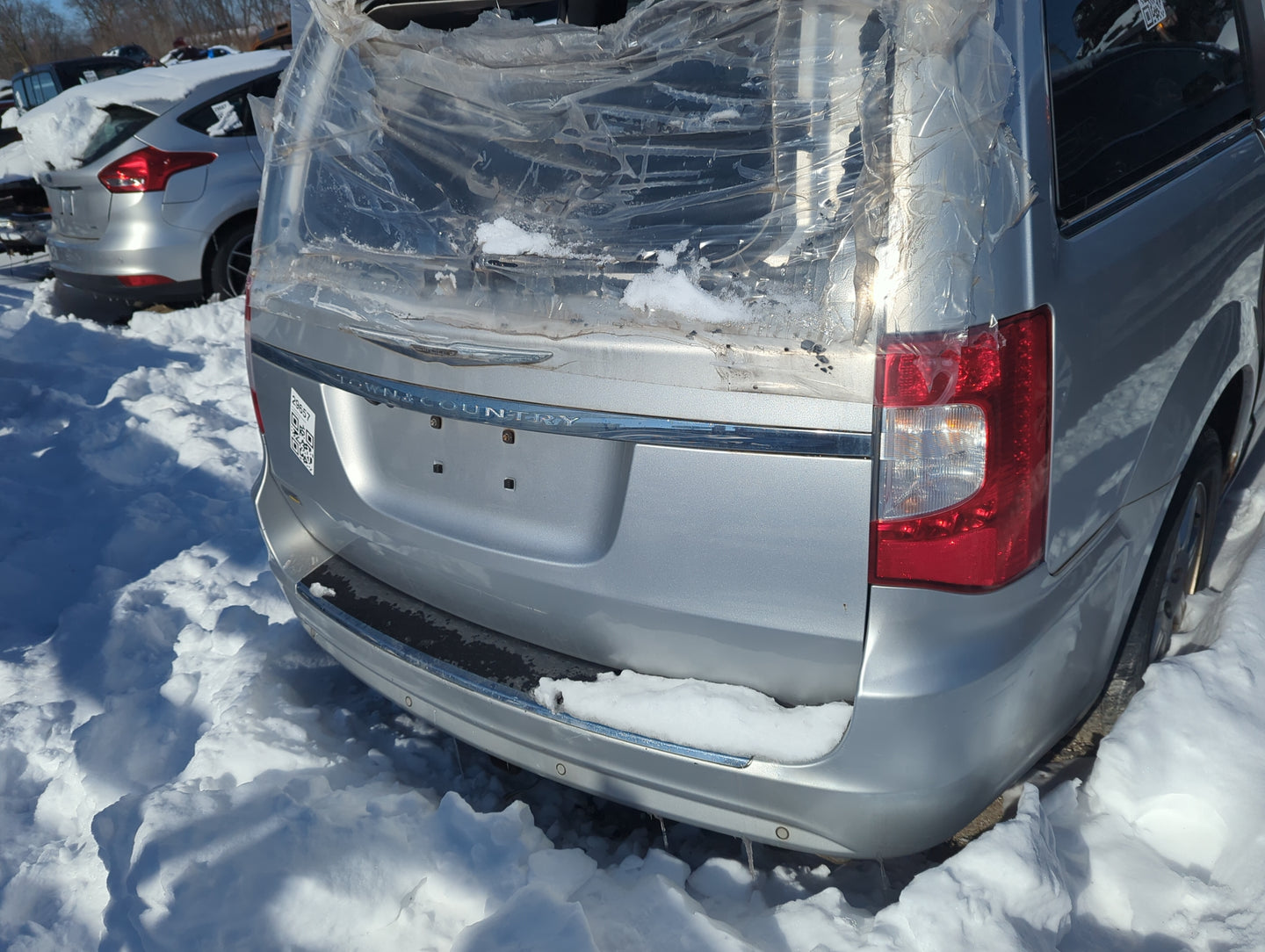 2011 Chrysler Town & Country Trunk/decklid/hatch/tailgate Oem - Oemusedautoparts1.com