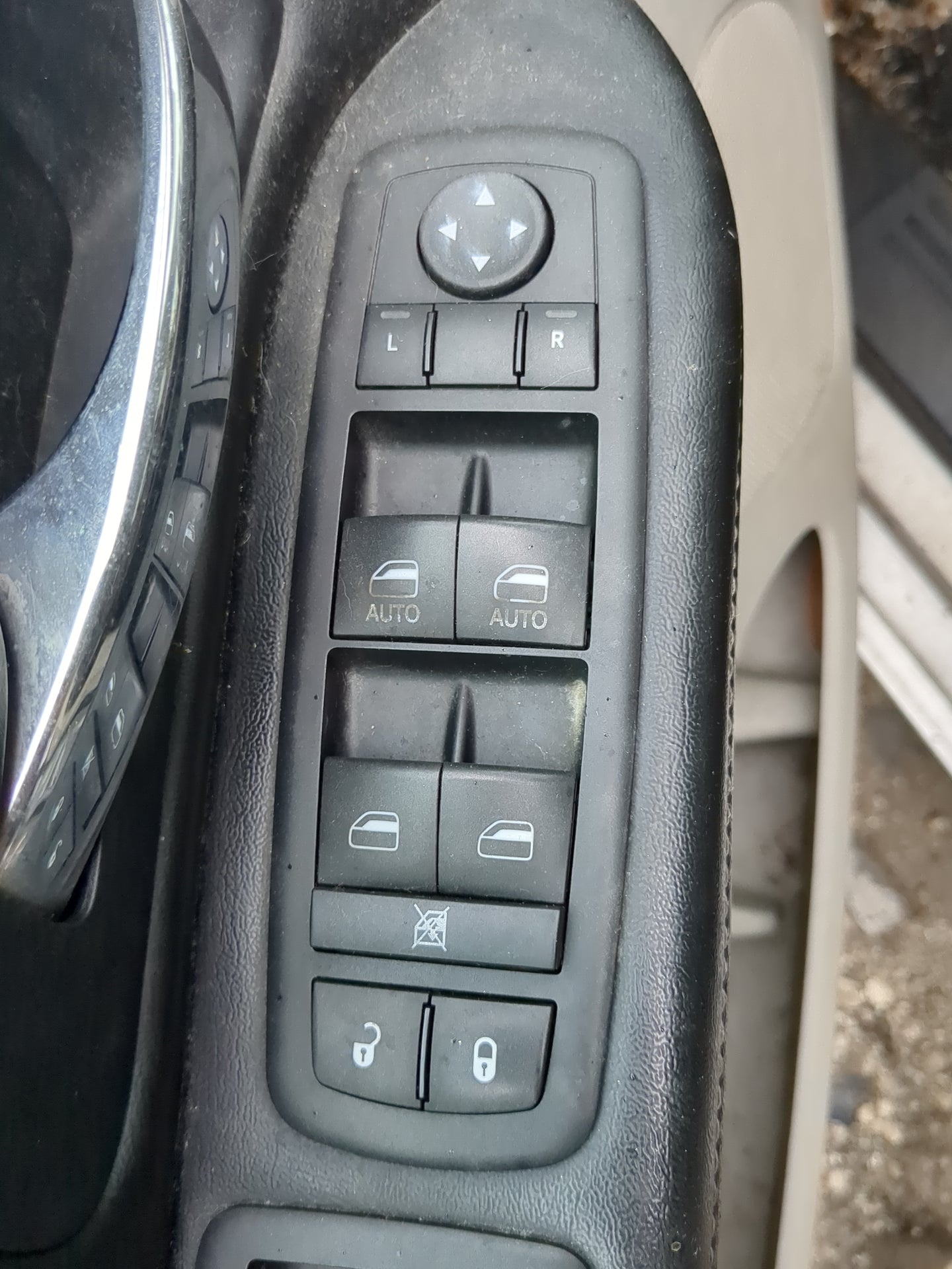 2008-2011 Chrysler Town & Country Master Power Window Switch Replacement Driver Side Left Fits Fits 2008 2009 2010 2011 OEM 