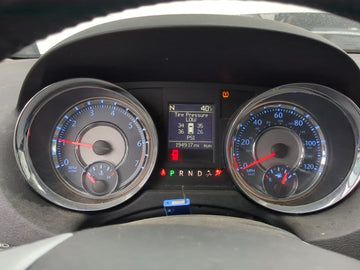 2011 Chrysler Town & Country Instrument Cluster Speedometer Gauges Fits OEM Used Auto Parts