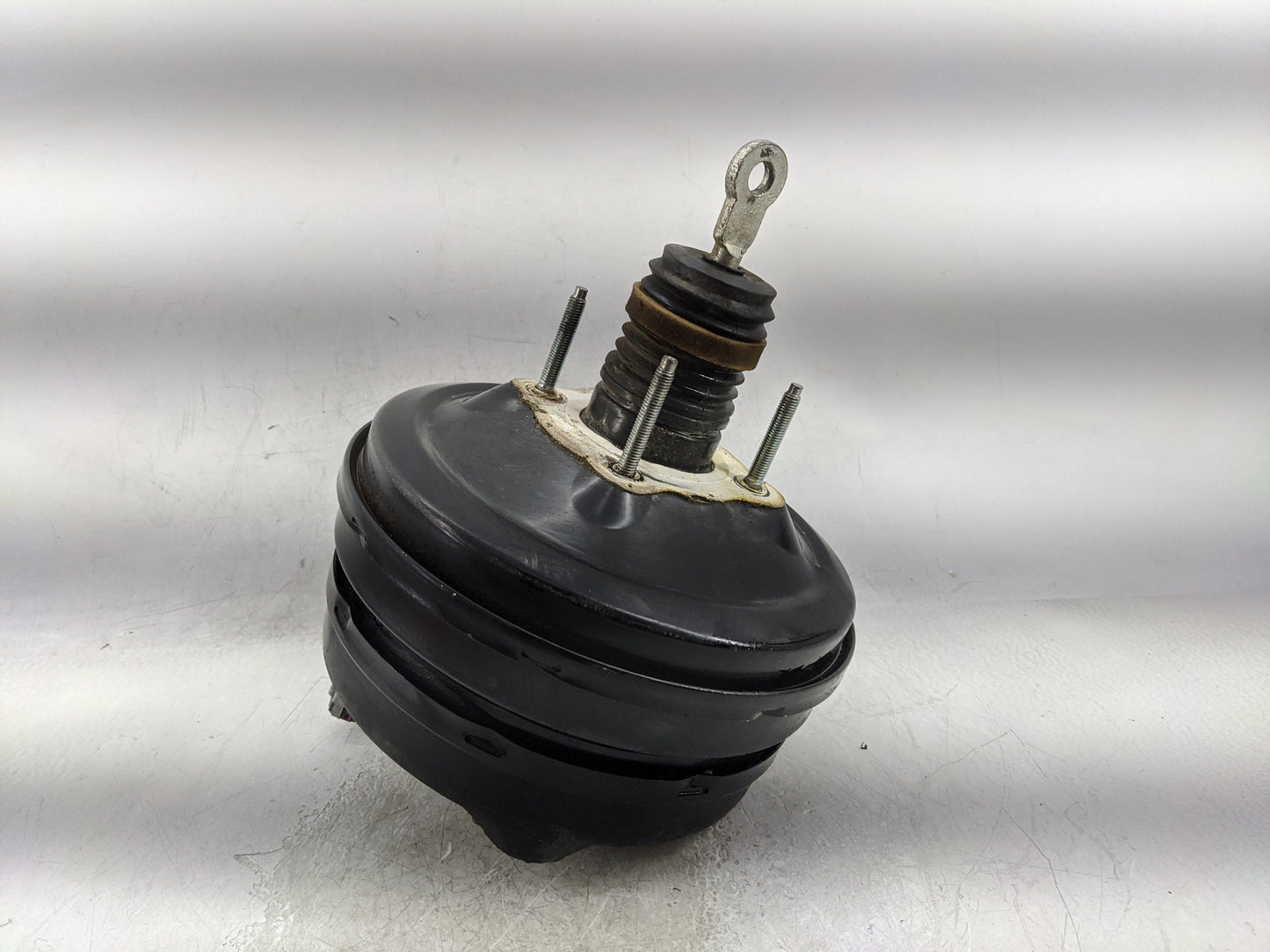 2011-2011 Chrysler Town & Country Power Brake Booster Oem 1376608 - Oemusedautoparts1.com