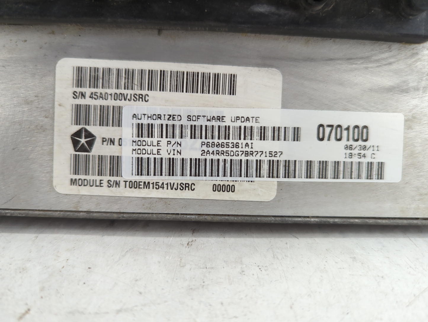 2011 Chrysler Town & Country PCM Engine Control Computer ECU ECM PCU OEM P/N:P6805361AI Fits OEM Used Auto Parts - Oemusedau
