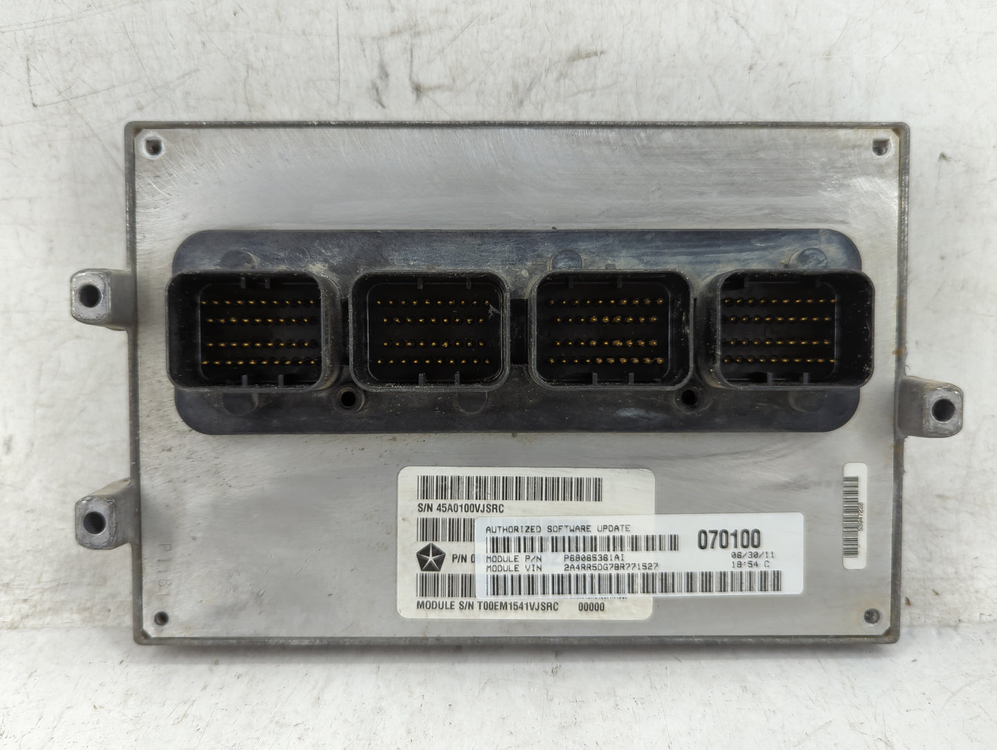 2011 Chrysler Town & Country PCM Engine Control Computer ECU ECM PCU OEM P/N:P6805361AI Fits OEM Used Auto Parts - Oemusedau