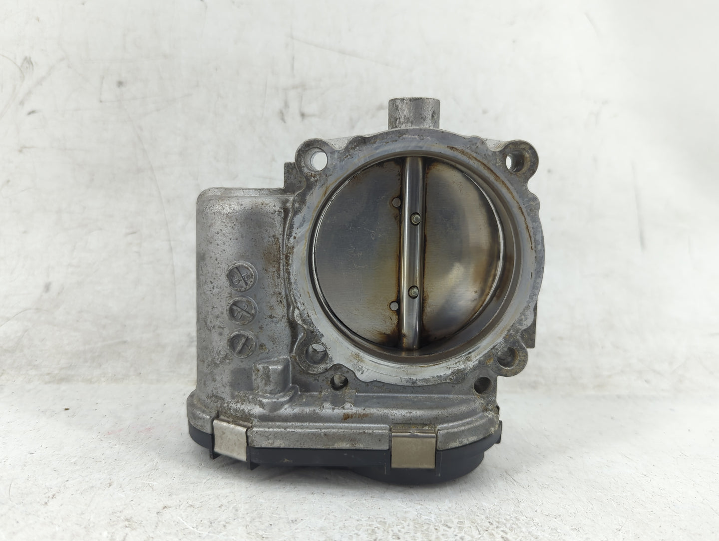 2011-2016 Chrysler Town & Country Throttle Body P/N:05184349AC Fits OEM Used Auto Parts - Oemusedautoparts1.com