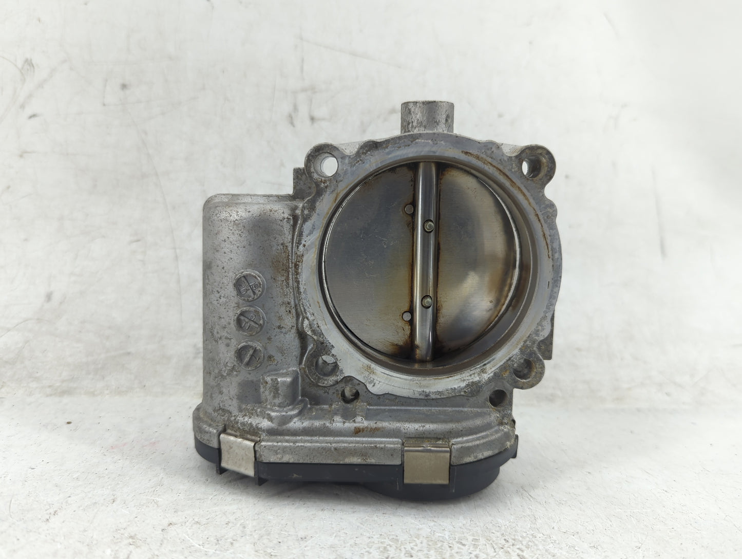 2011-2016 Chrysler Town & Country Throttle Body P/N:05184349AC Fits OEM Used Auto Parts - Oemusedautoparts1.com