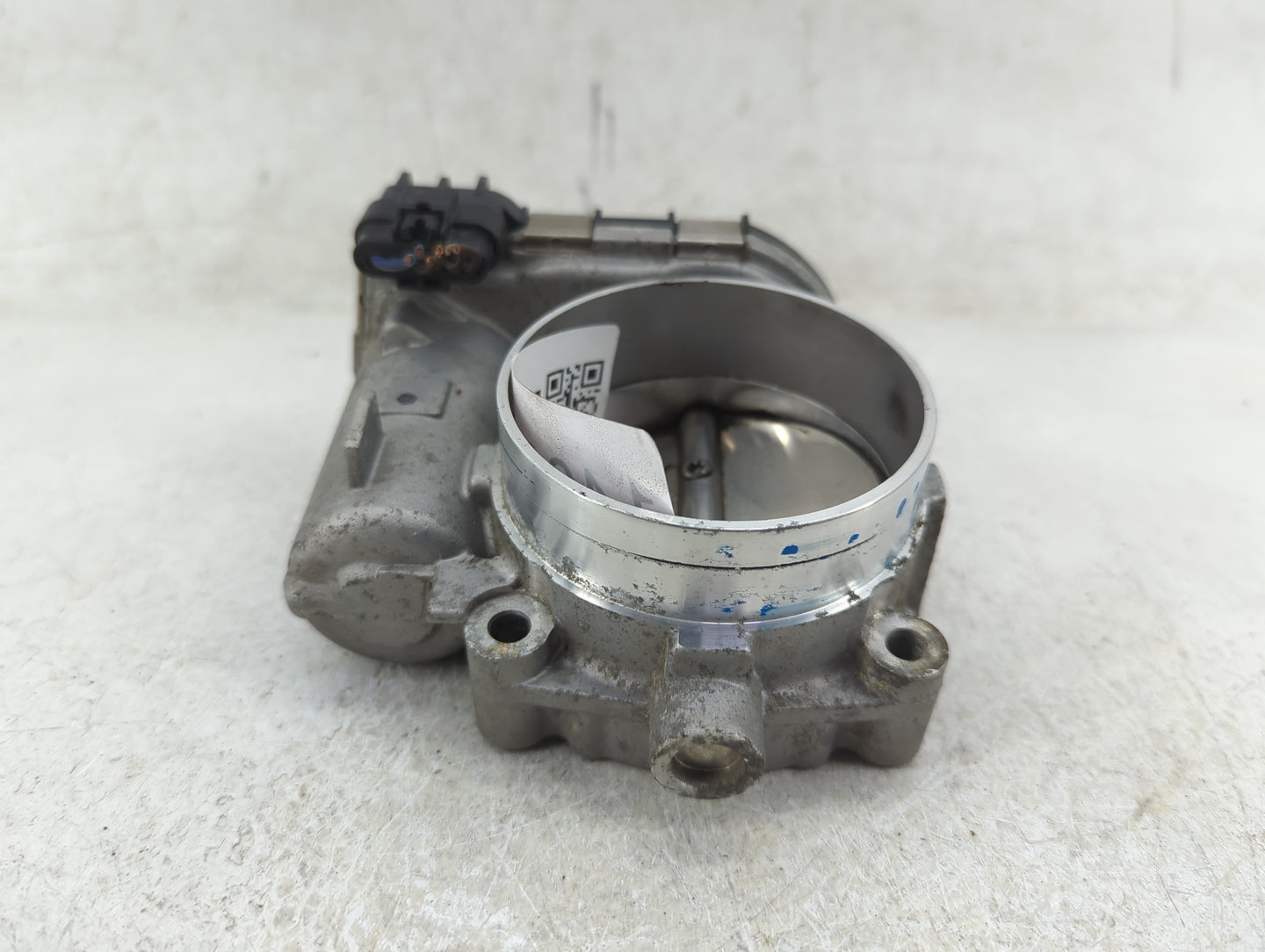 2011-2016 Chrysler Town & Country Throttle Body P/N:05184349AC Fits OEM Used Auto Parts - Oemusedautoparts1.com