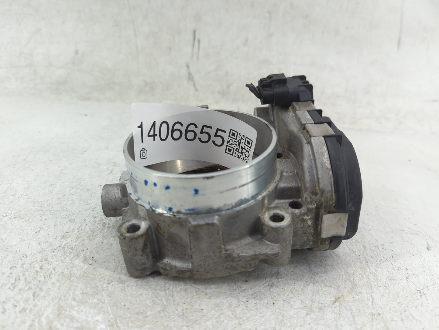 2011-2016 Chrysler Town & Country Throttle Body P/N:05184349AC Fits OEM Used Auto Parts - Oemusedautoparts1.com