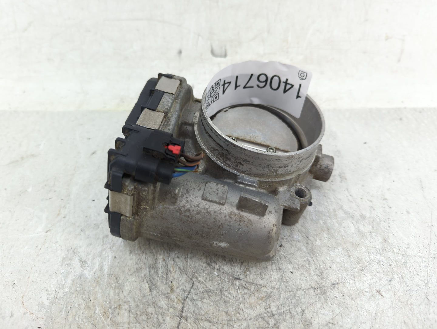 2011-2016 Chrysler Town & Country Throttle Body P/N:0 280 750 570 05184349AC Fits OEM Used Auto Parts - Oemusedautoparts1.co