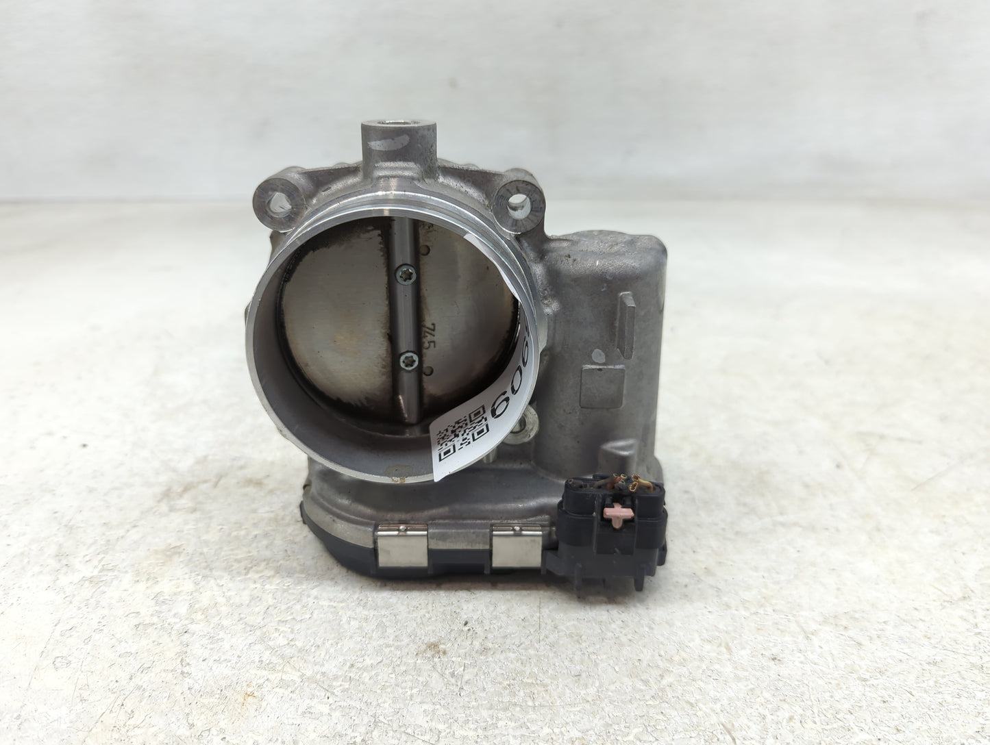 2011-2016 Chrysler Town & Country Throttle Body P/N:05184349AC Fits OEM Used Auto Parts - Oemusedautoparts1.com
