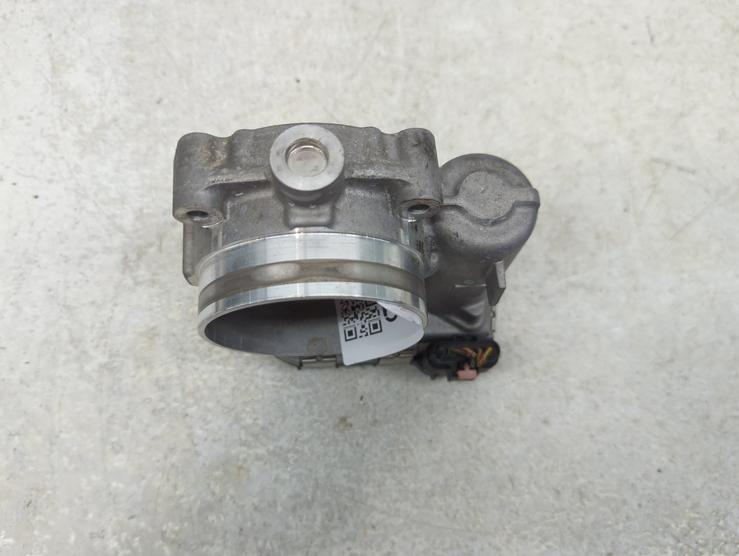 2011-2016 Chrysler Town & Country Throttle Body P/N:05184349AC Fits OEM Used Auto Parts - Oemusedautoparts1.com