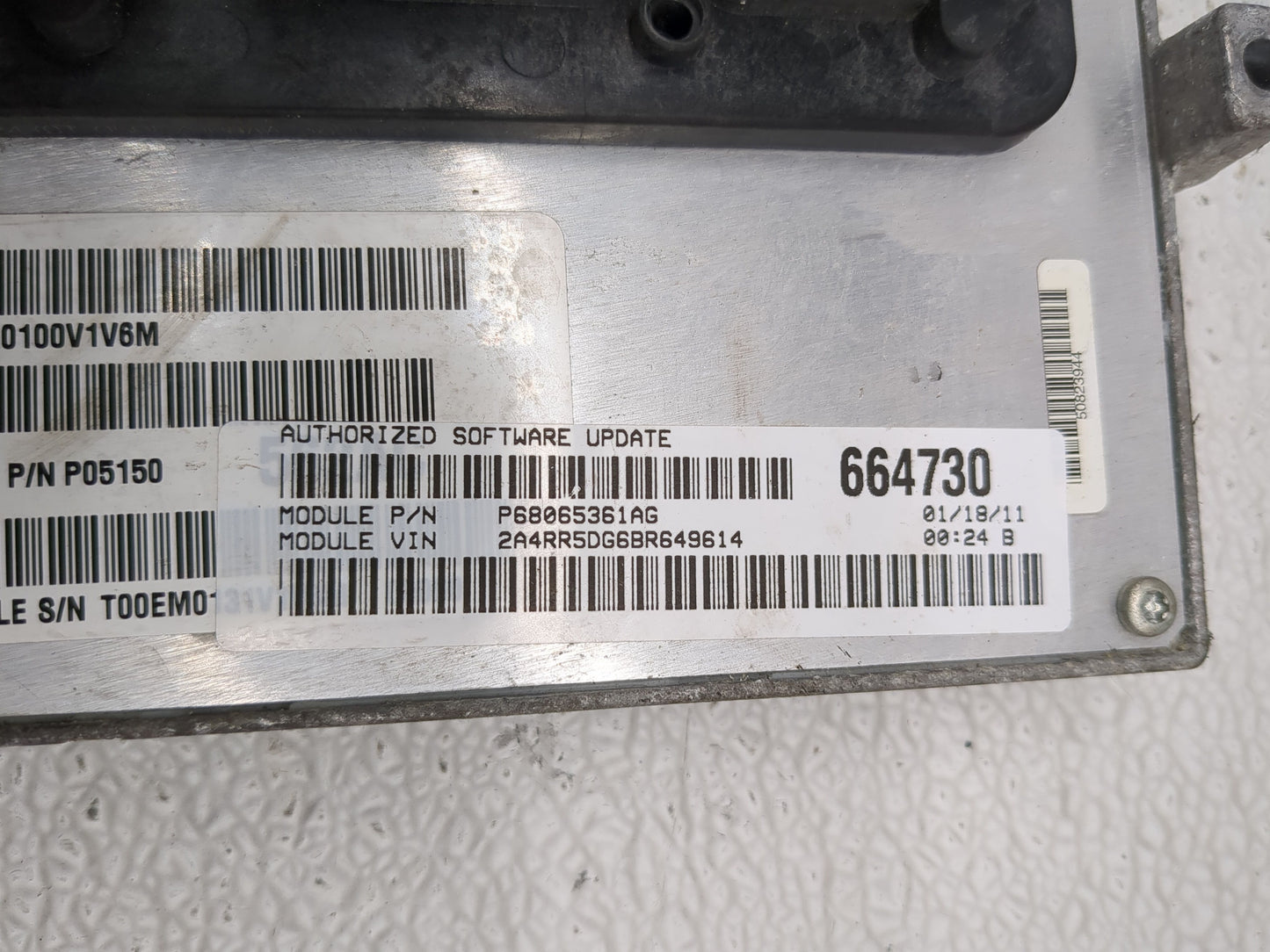 2011 Chrysler Town & Country PCM Engine Control Computer ECU ECM PCU OEM P/N:68065361AG Fits OEM Used Auto Parts - Oemusedau