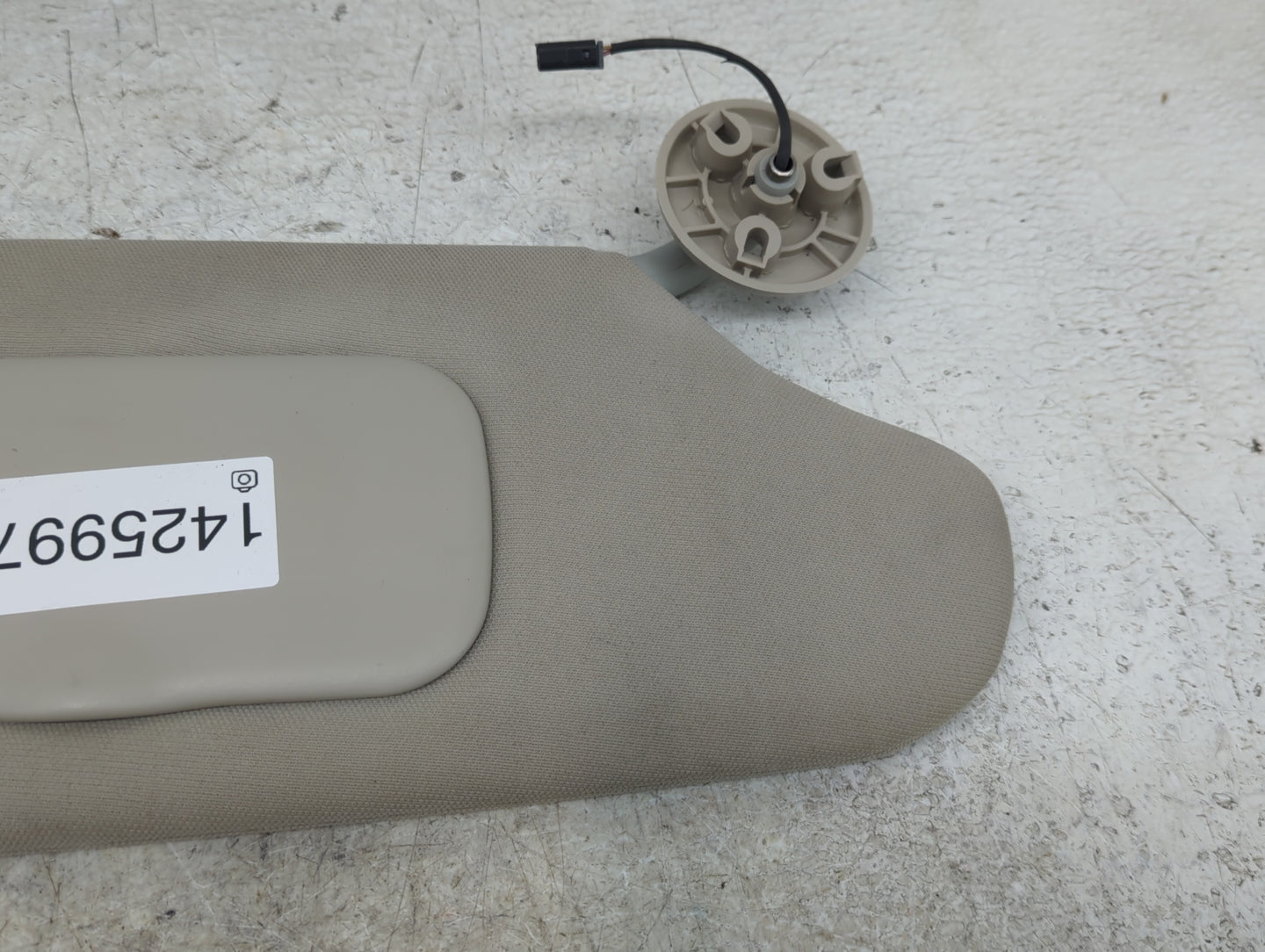 2011-2016 Chrysler Town & Country Sun Visor Shade Replacement Passenger Right Mirror Fits OEM Used Auto Parts - Oemusedautop