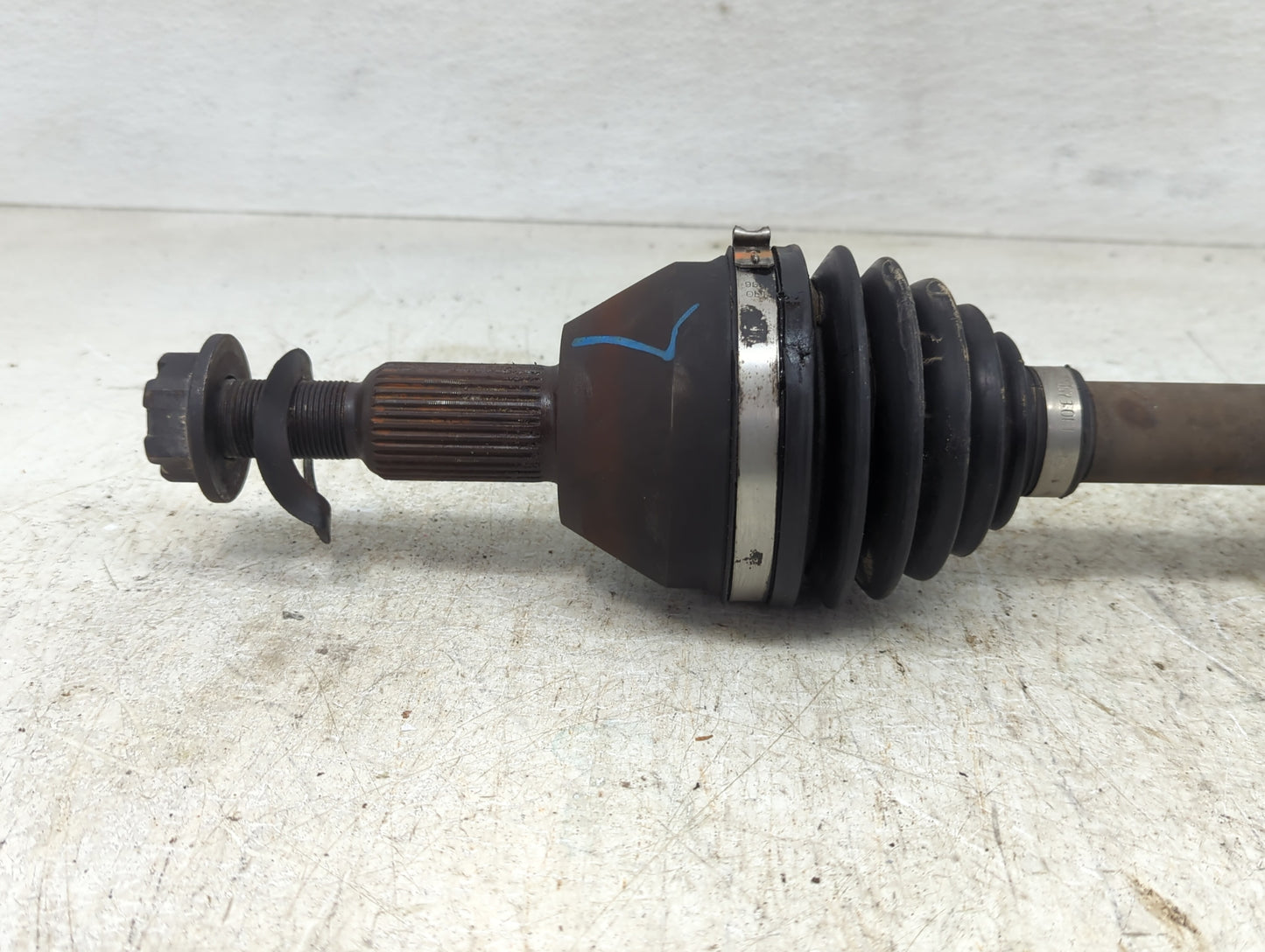 2011-2016 Chrysler Town & Country Axle Shaft Front Driver Cv C/v - Oemusedautoparts1.com