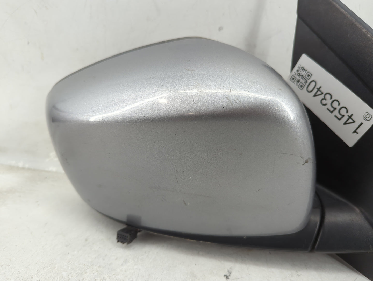 2011-2016 Chrysler Town & Country Passenger Side View Mirror - Right Door Mirror OEM Used - Oemusedautoparts1.com
