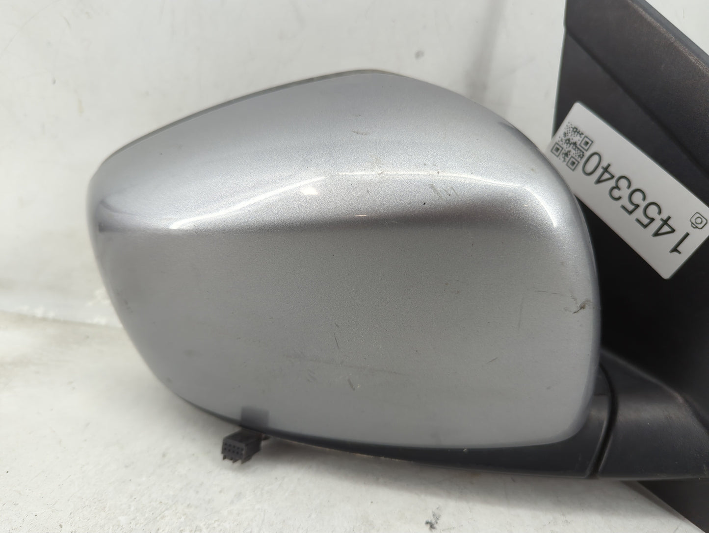 2011-2016 Chrysler Town & Country Passenger Side View Mirror - Right Door Mirror OEM Used - Oemusedautoparts1.com