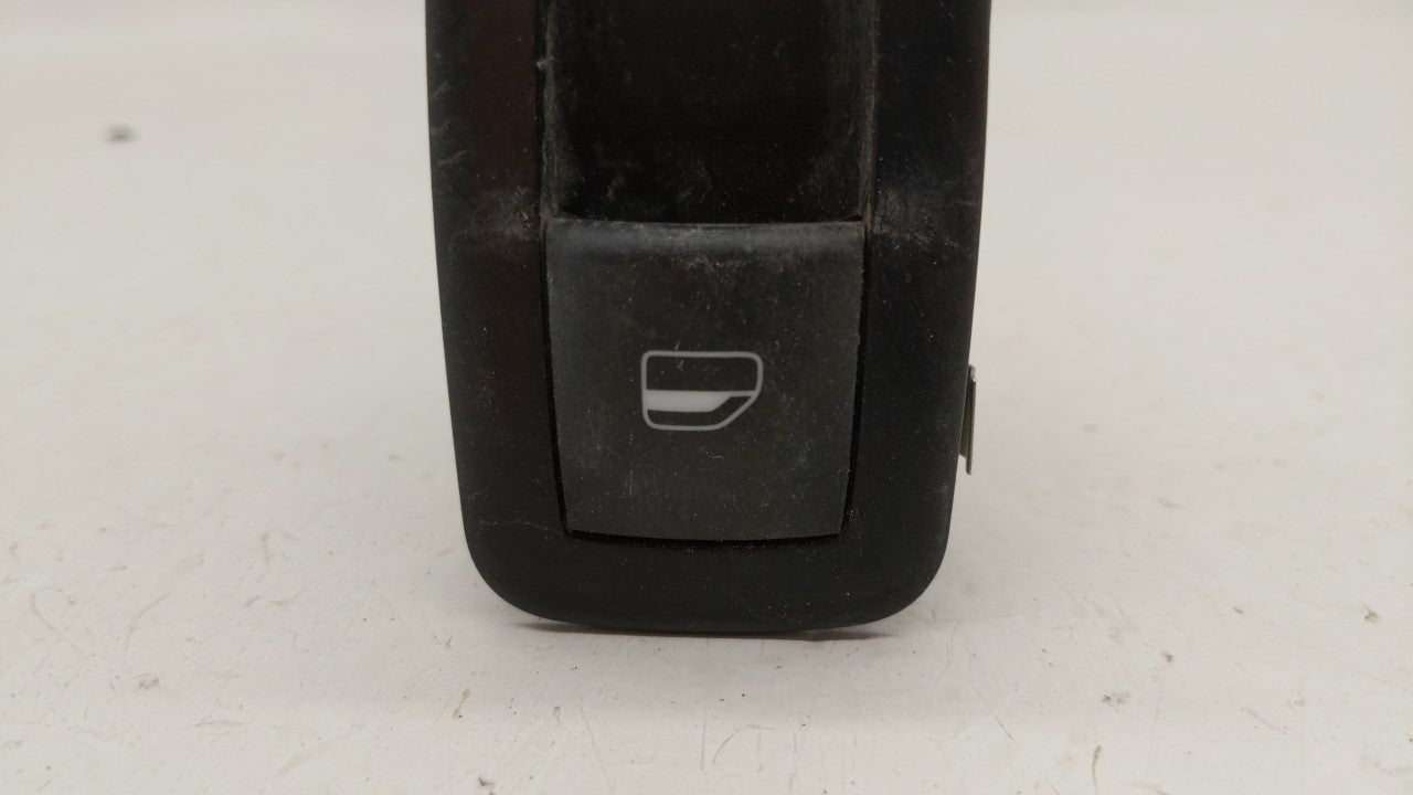 2011 Chrysler Town & Country Passeneger Right Rear Power Window Switch - Oemusedautoparts1.com