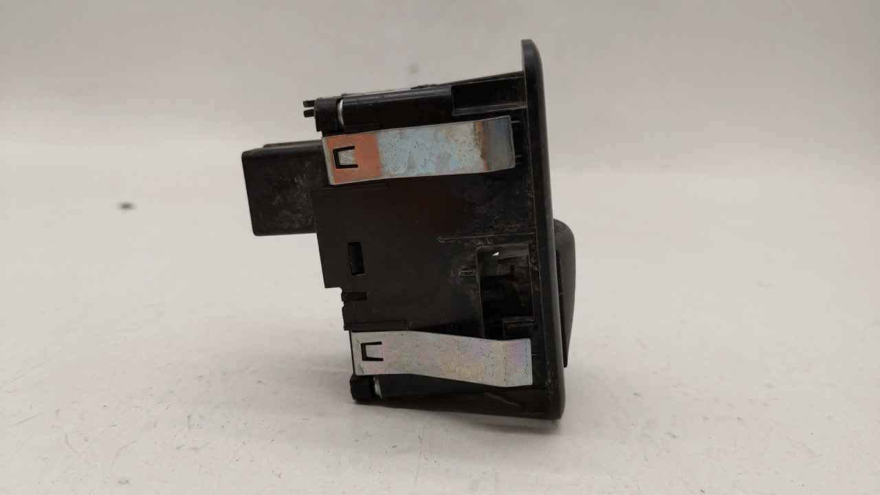 2011 Chrysler Town & Country Passeneger Right Rear Power Window Switch - Oemusedautoparts1.com