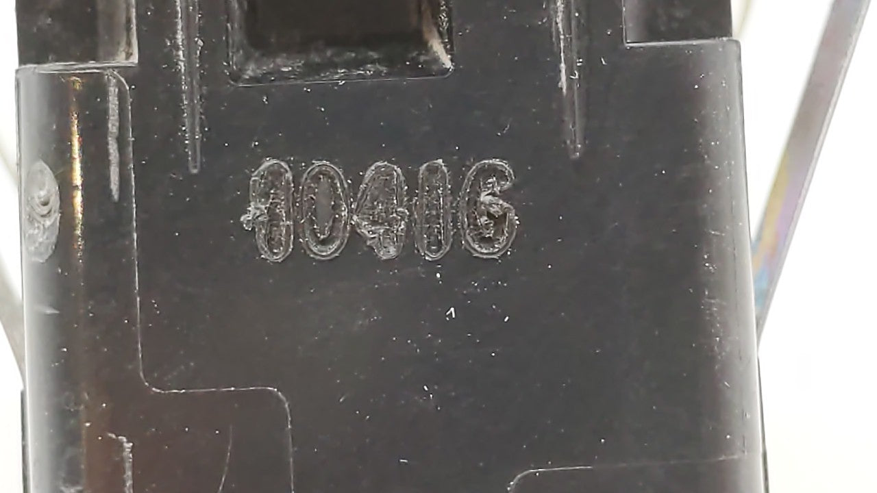 2011 Chrysler Town & Country Passeneger Right Rear Power Window Switch - Oemusedautoparts1.com