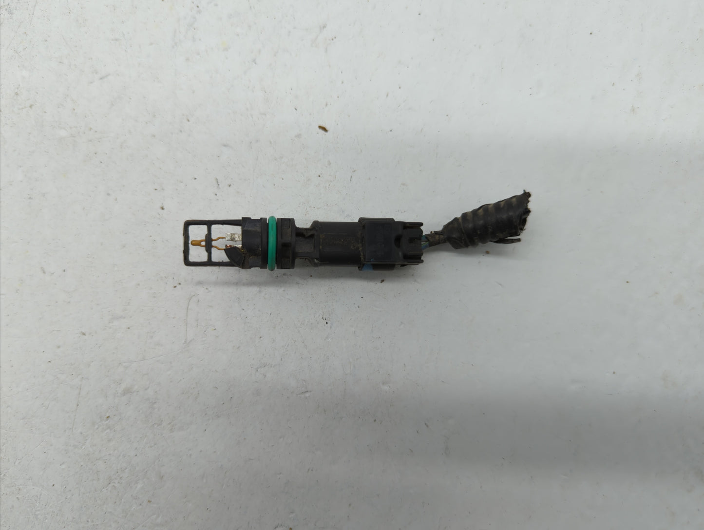 2011 Chrysler Town & Country Mass Air Flow Meter Maf - Oemusedautoparts1.com