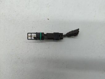compare product 2011 Chrysler Town & Country Mass Air Flow Meter Maf Sensor