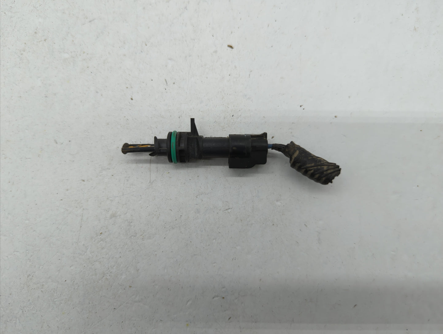 2011 Chrysler Town & Country Mass Air Flow Meter Maf - Oemusedautoparts1.com