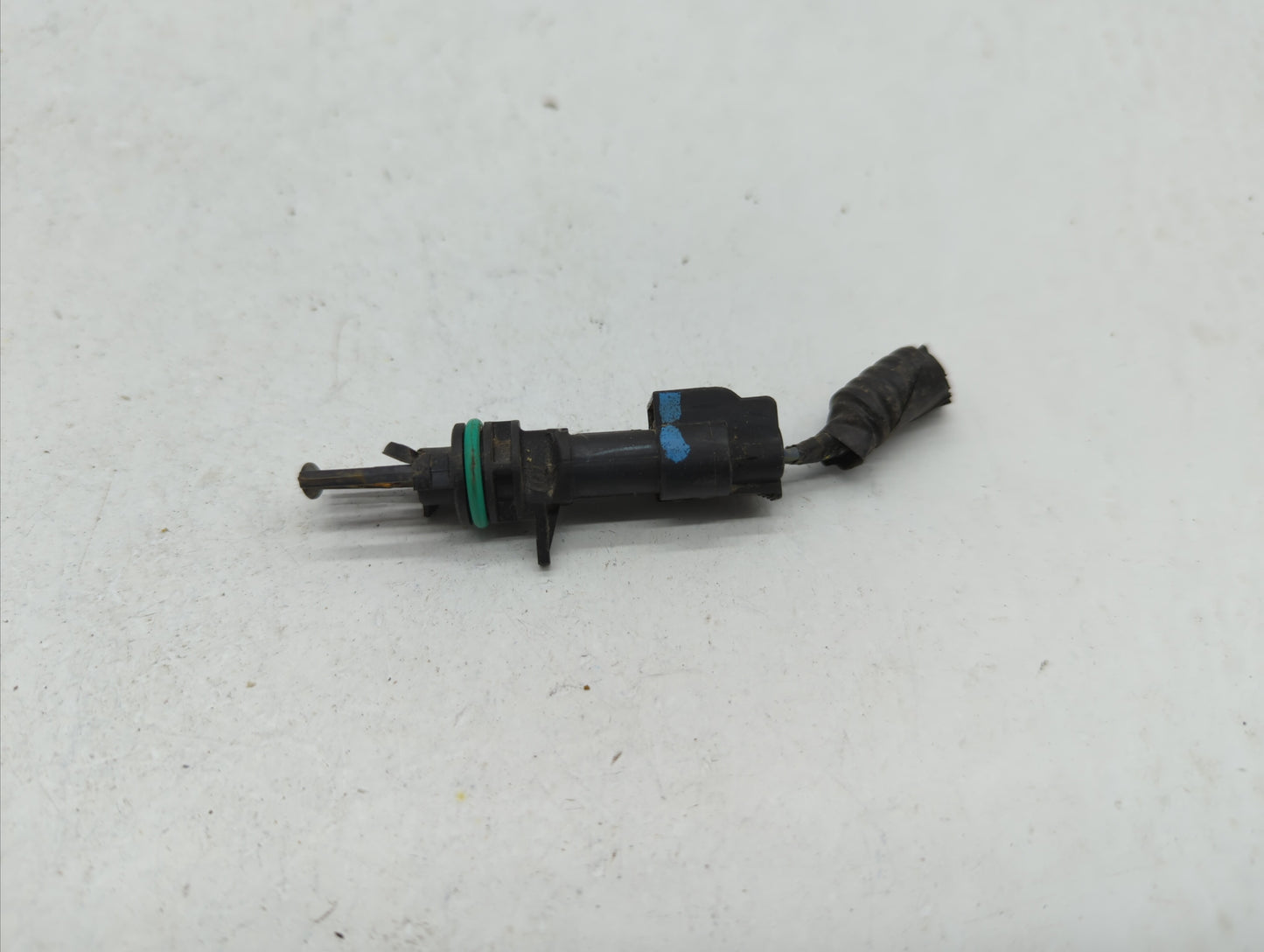 2011 Chrysler Town & Country Mass Air Flow Meter Maf - Oemusedautoparts1.com