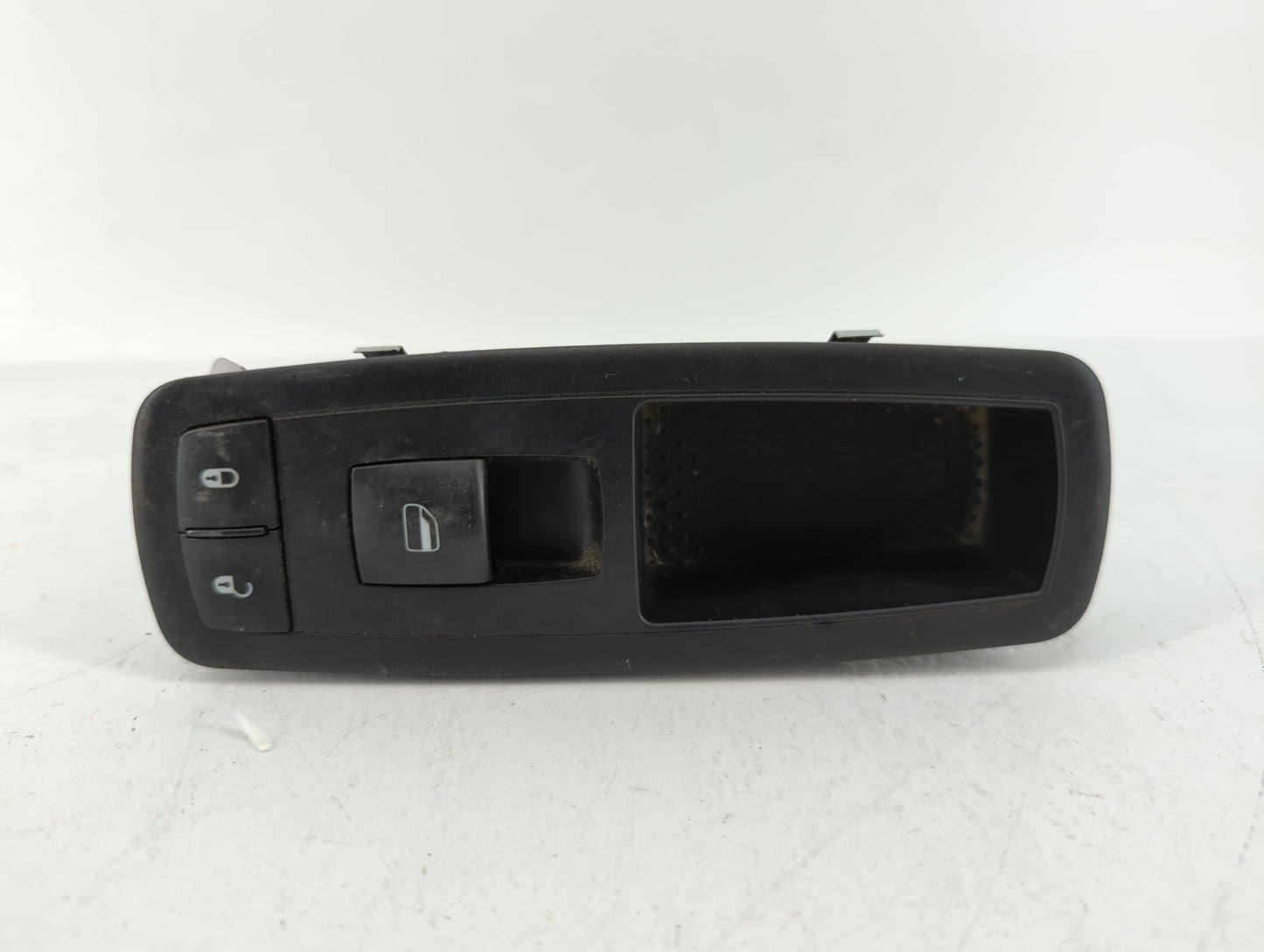 2011 Chrysler Town & Country Passenger Right Power Window Switch - Oemusedautoparts1.com