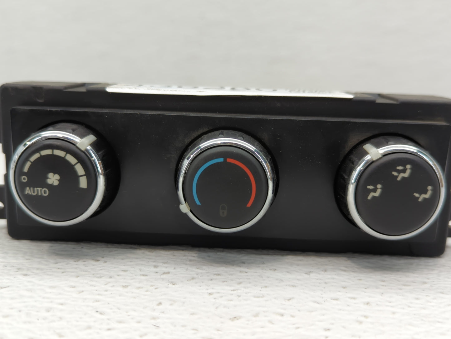 2011-2012 Chrysler Town & Country Climate Control Module Temperature AC/Heater Replacement P/N:P55111236AE 55111968AA Fits O