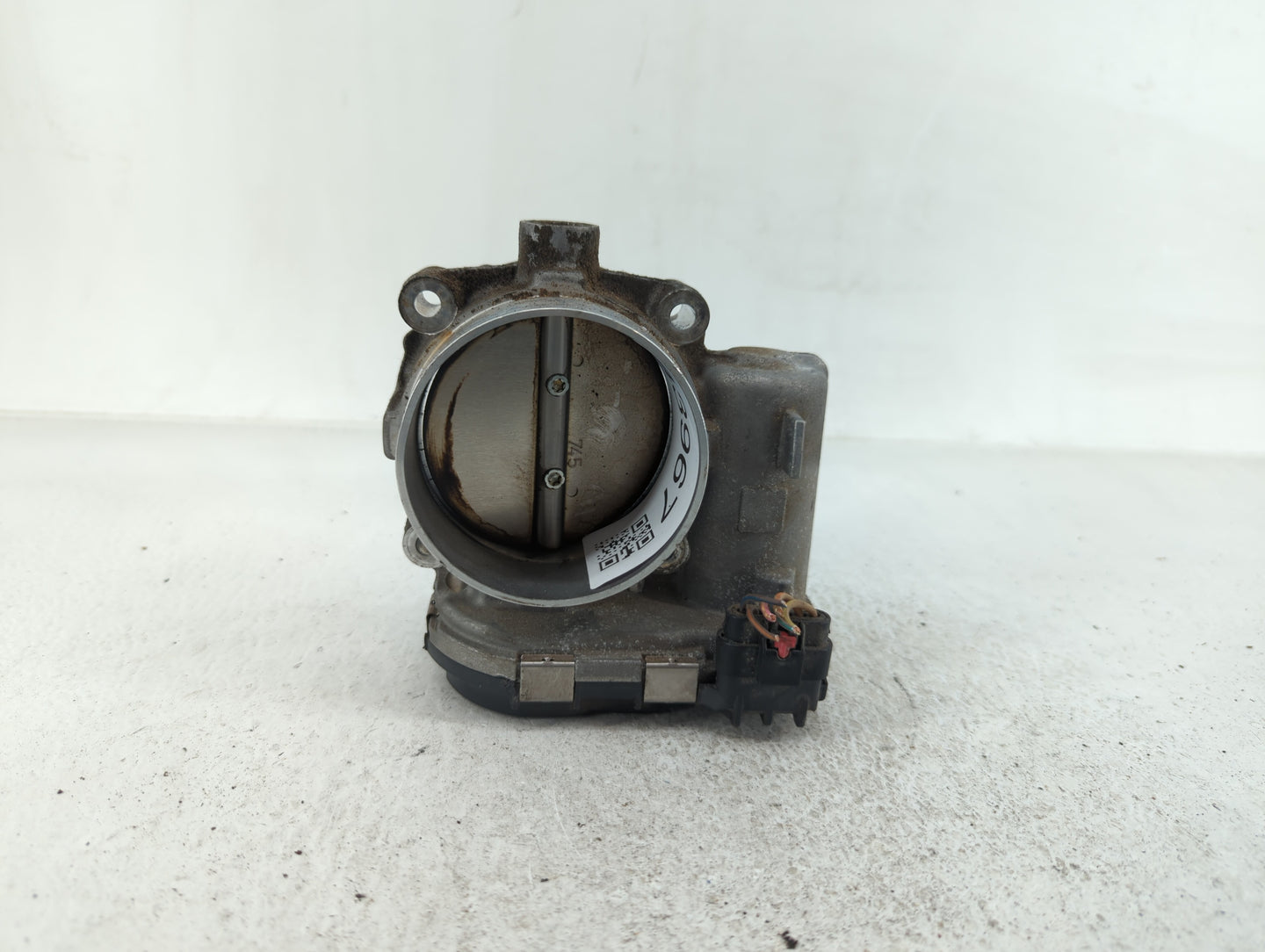 2011-2016 Chrysler Town & Country Throttle Body P/N:05184349AE 05184349AC Fits OEM Used Auto Parts - Oemusedautoparts1.com