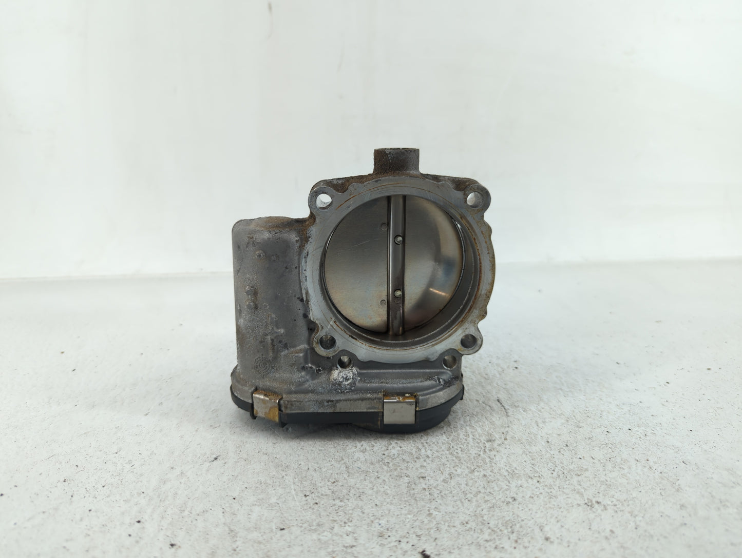 2011-2016 Chrysler Town & Country Throttle Body P/N:05184349AE 05184349AC Fits OEM Used Auto Parts - Oemusedautoparts1.com