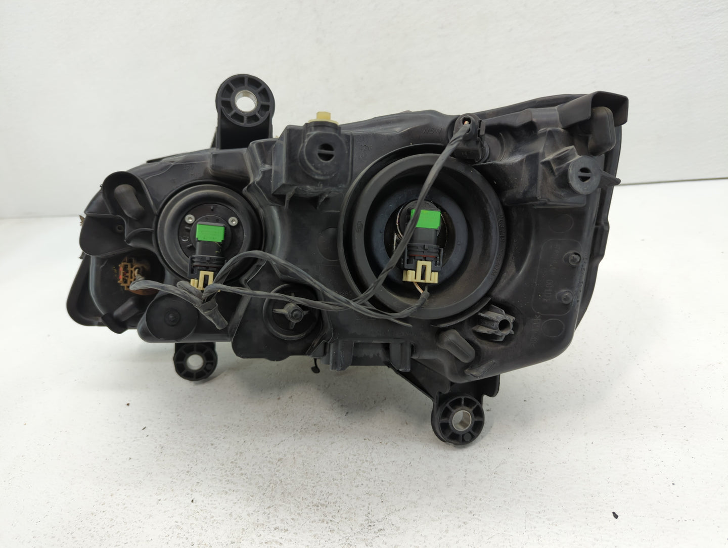 2011 Town & Country Passenger Right Oem Head Light Headlight Lamp - Oemusedautoparts1.com