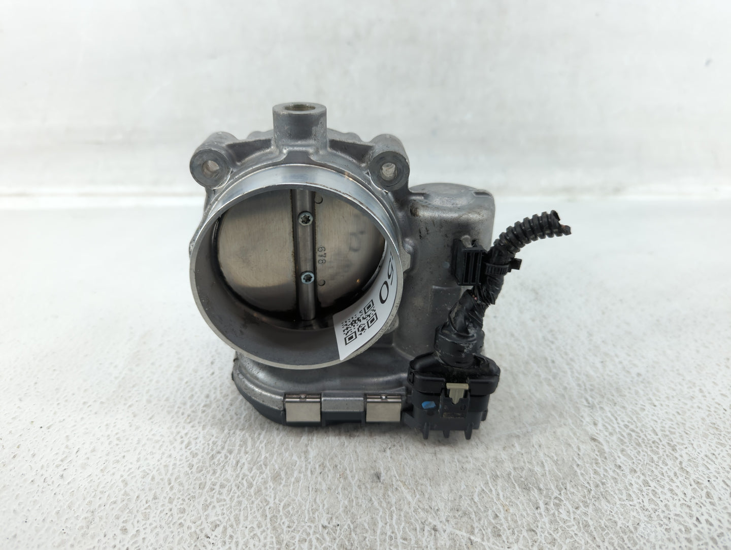 2011-2016 Chrysler Town & Country Throttle Body P/N:05184349AC Fits OEM Used Auto Parts - Oemusedautoparts1.com