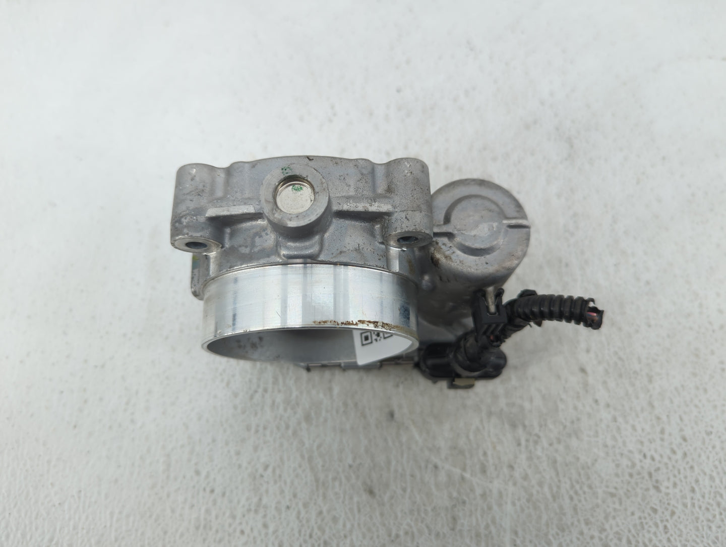 2011-2016 Chrysler Town & Country Throttle Body P/N:05184349AC Fits OEM Used Auto Parts - Oemusedautoparts1.com