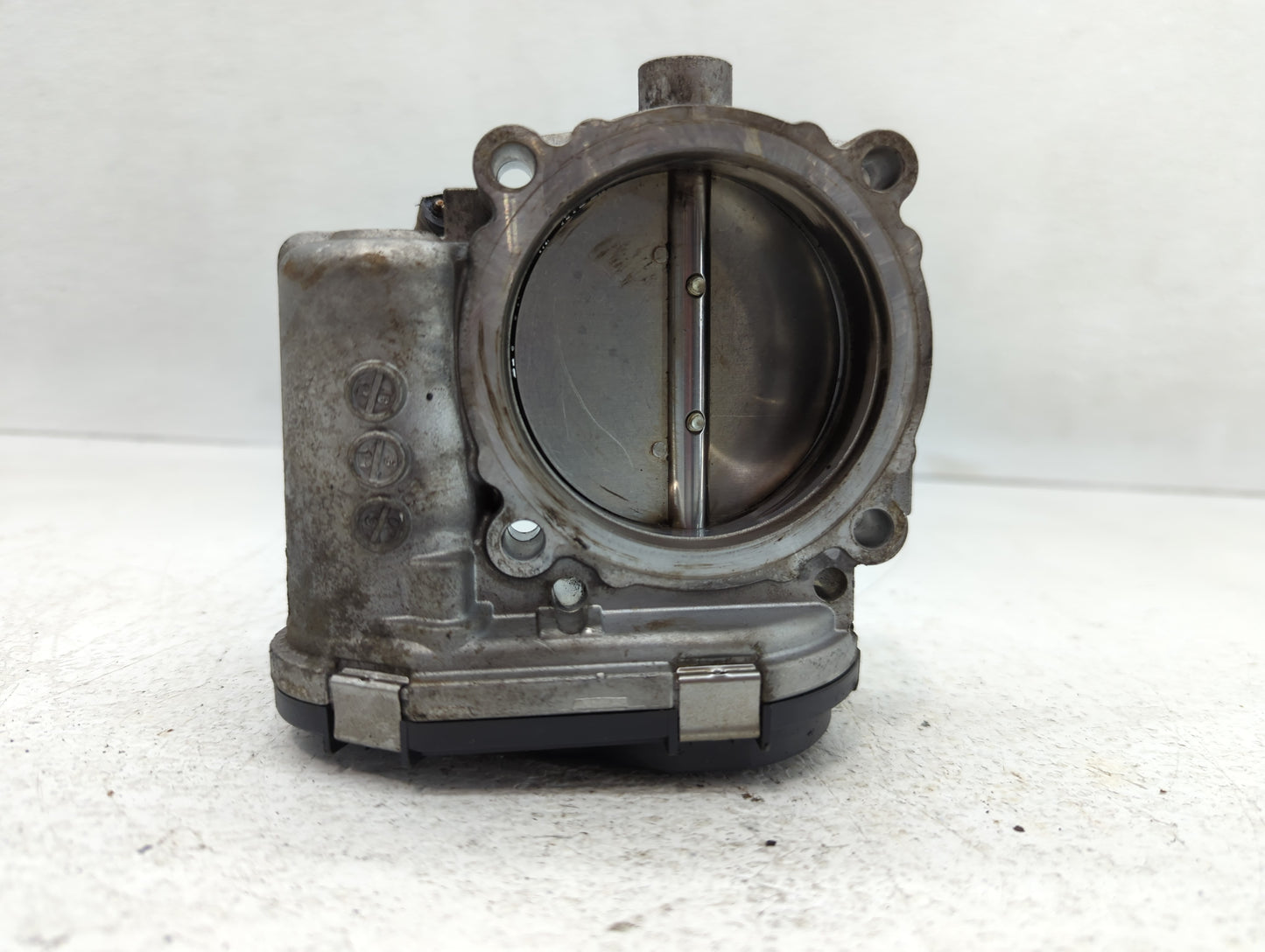 2011-2016 Chrysler Town & Country Throttle Body P/N:0 280 750 570 05184349AC Fits OEM Used Auto Parts - Oemusedautoparts1.co