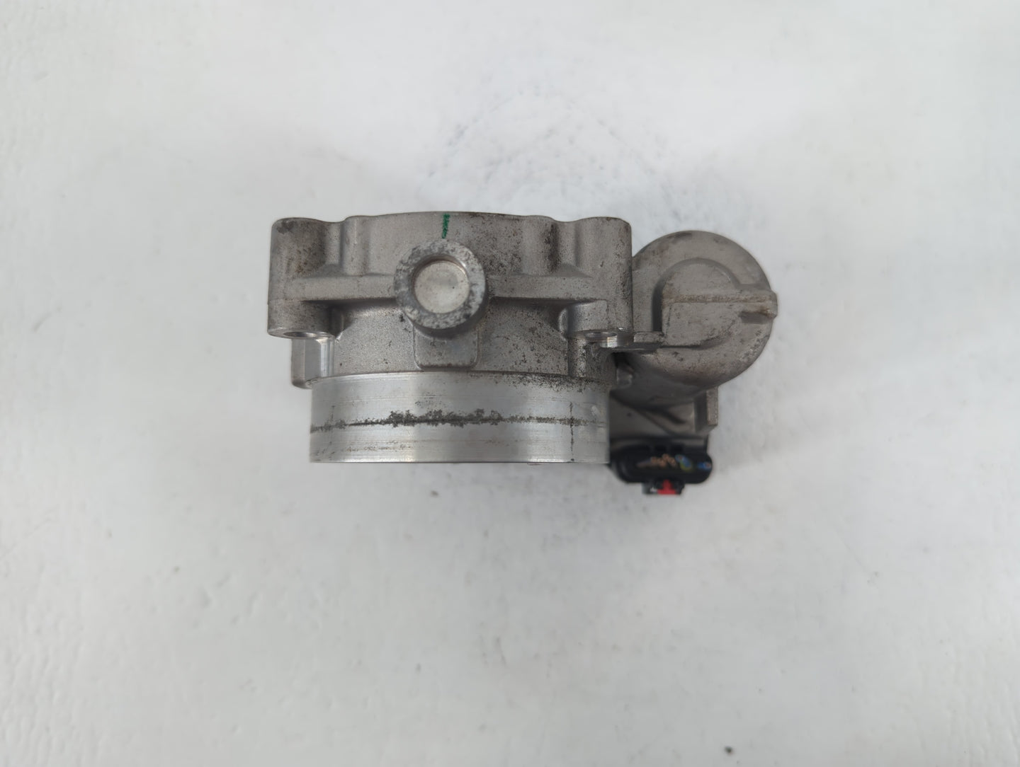 2011-2016 Chrysler Town & Country Throttle Body P/N:0 280 750 570 05184349AC Fits OEM Used Auto Parts - Oemusedautoparts1.co