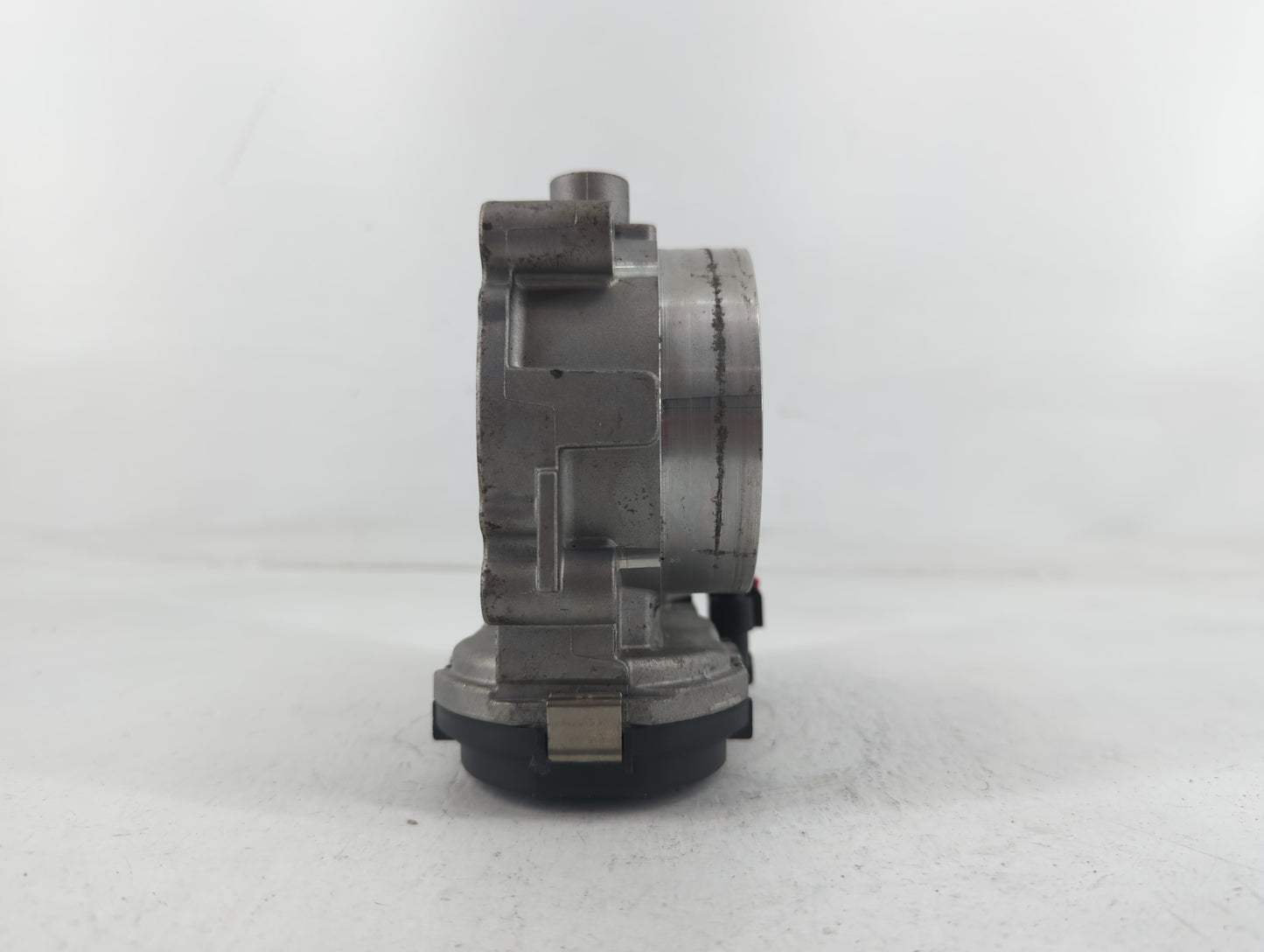 2011-2016 Chrysler Town & Country Throttle Body P/N:0 280 750 570 05184349AC Fits OEM Used Auto Parts - Oemusedautoparts1.co