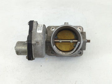 2011 Chrysler Town & Country Throttle Body P/N:102610 2 9W7E-CA Fits OEM Used Auto Parts - Oemusedautoparts1.com