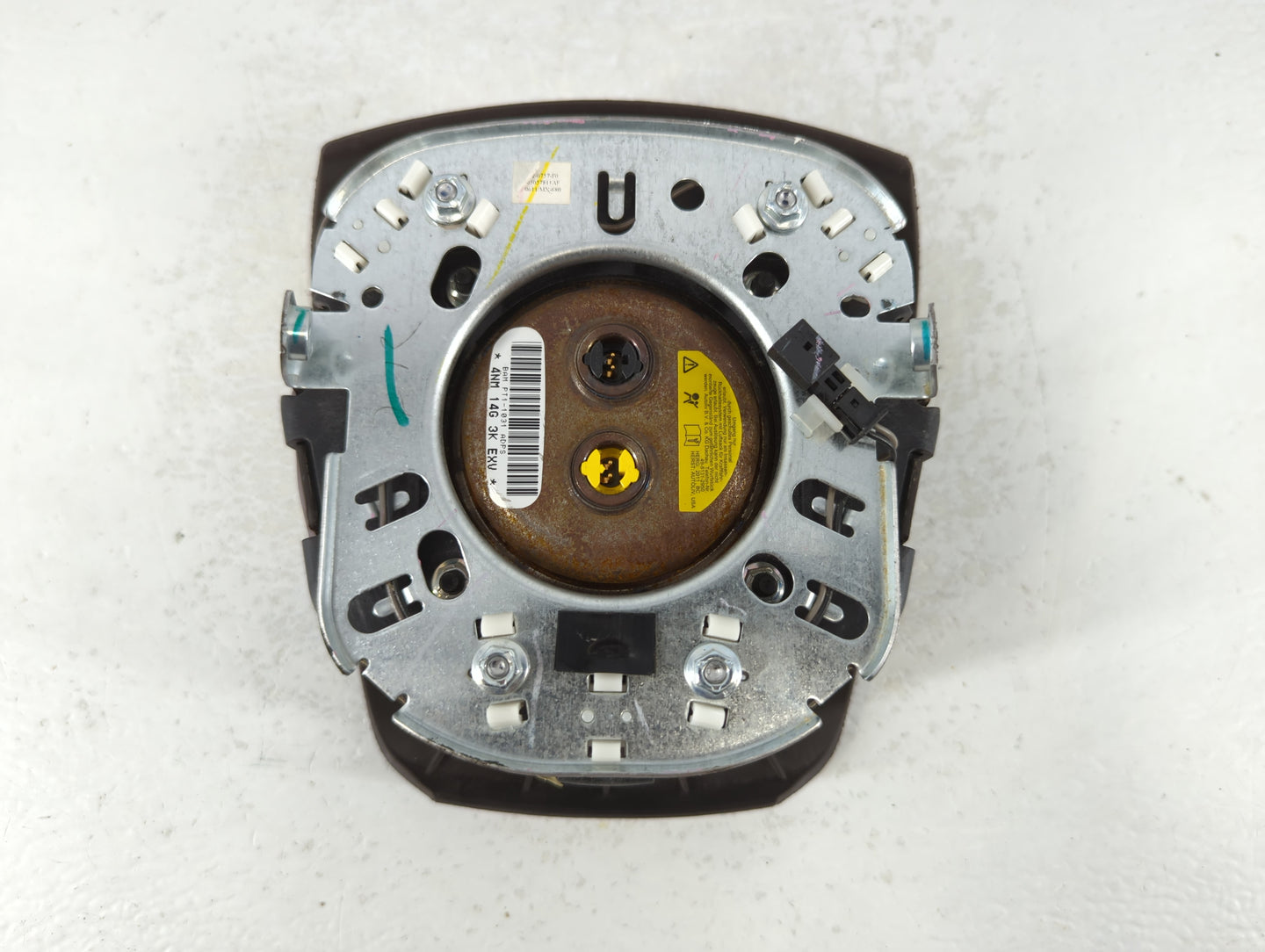 2011-2012 Chrysler Town & Country Air Bag Driver Left Steering Wheel Mounted P/N:6911750 1QK22HL9AF Fits Fits 2011 2012 OEM 