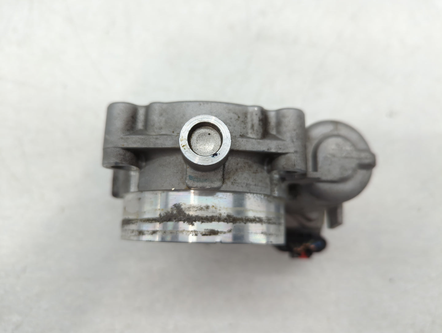 2011-2016 Chrysler Town & Country Throttle Body P/N:0 280 750 570 05184349AC Fits OEM Used Auto Parts - Oemusedautoparts1.co
