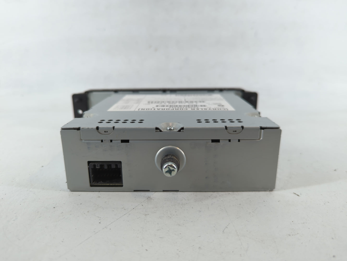 2009-2011 Chrysler Town & Country Radio AM FM Cd Player Receiver Replacement P/N:P05064063AE Fits Fits 2008 2009 2010 2011 O