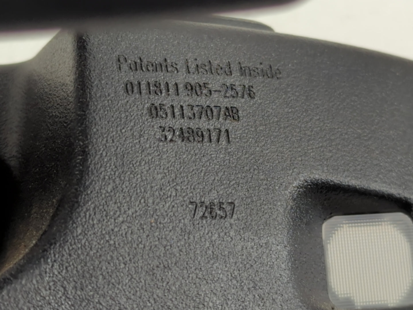 2010 Chrysler Town & Country Interior Rear View Mirror Replacement OEM P/N:32489171 05113707AB Fits OEM Used Auto Parts - Oe