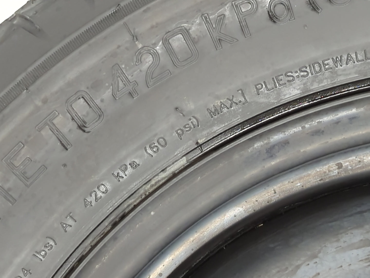 2008-2015 Chrysler Town & Country Spare Donut Tire Wheel Rim Oem - Oemusedautoparts1.com